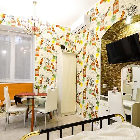 Apartments Leopolli Near Opera House